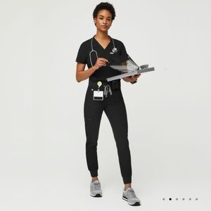 FIGS Scrub Set Small Black Catarina and Zamora jogger